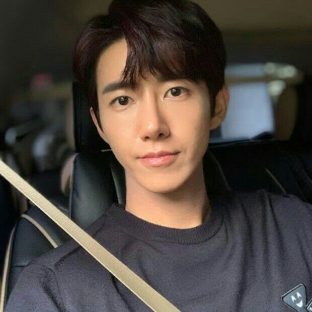 Popular profile image of Hwang Kwanghee selected by vote