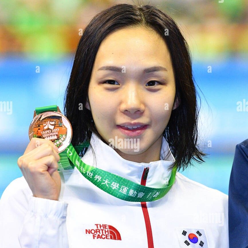Representative photo of Kim Seoyeong showing their charm