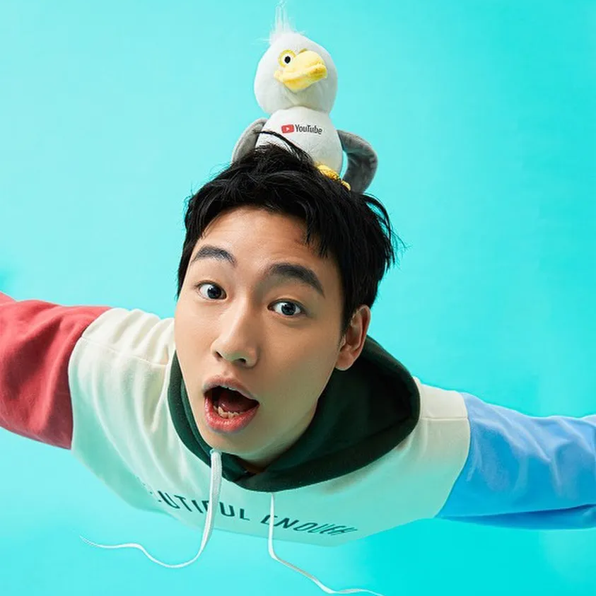 Representative photo of Seungheon showing their charm