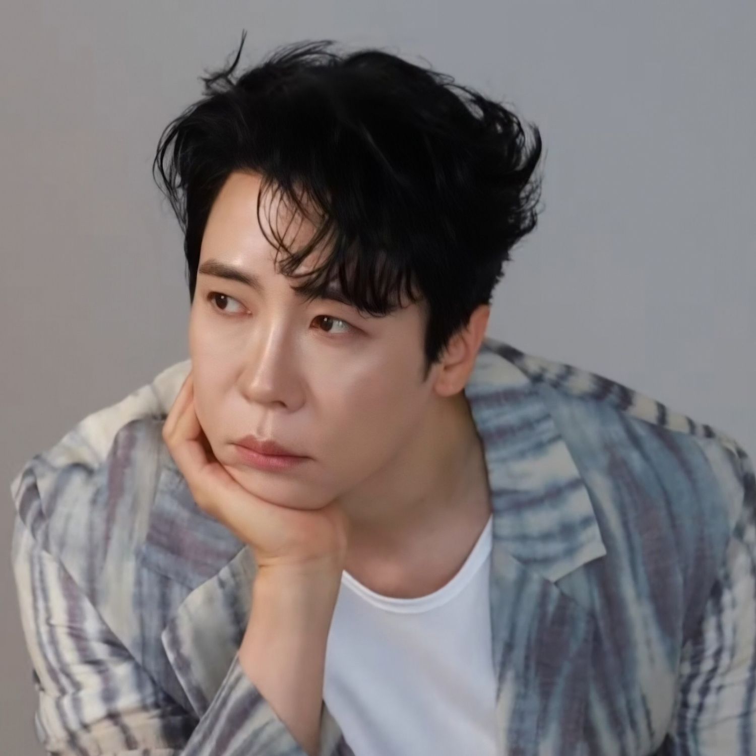 Popular profile image of Hong Kwangho selected by vote
