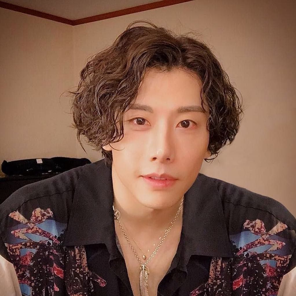 Top moment of Park Hyoshin selected by the fandom