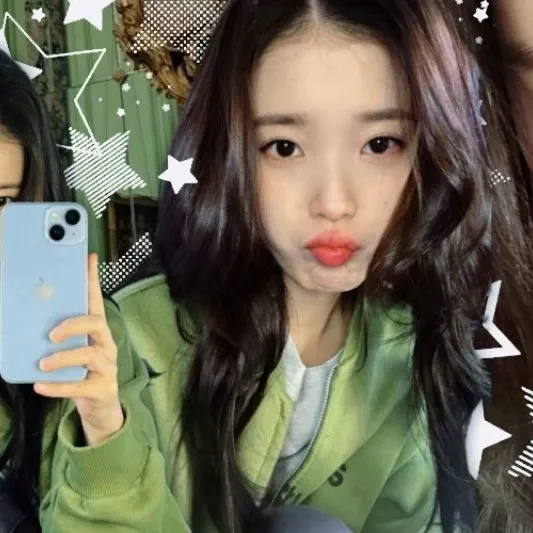 IU